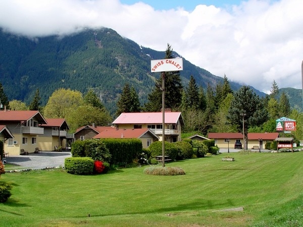Swiss Chalets Motel Hope